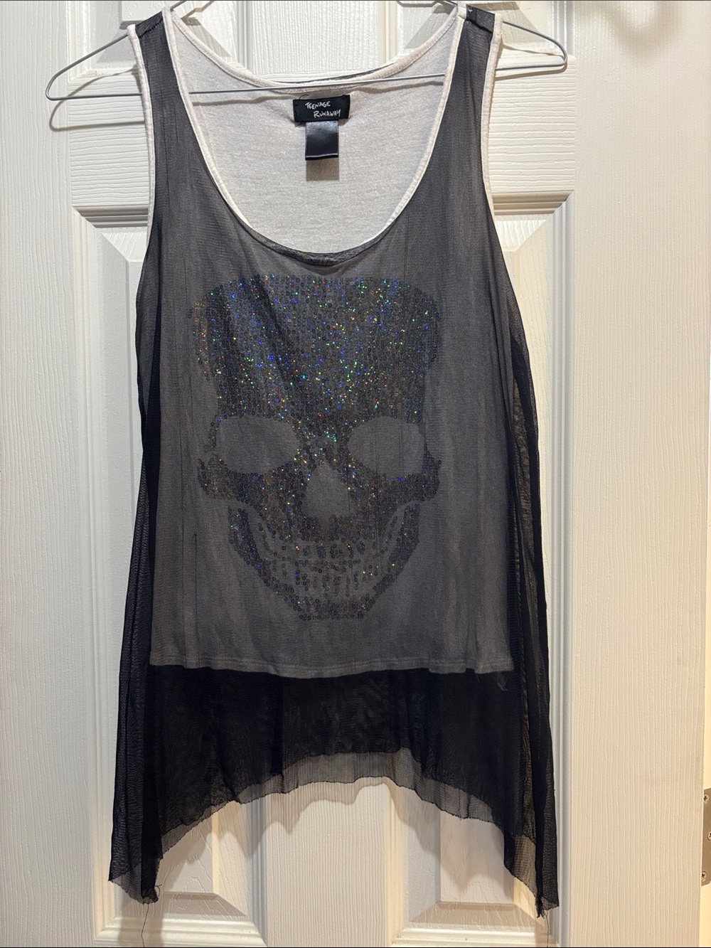 Skull tanktop with mesh over lay size small